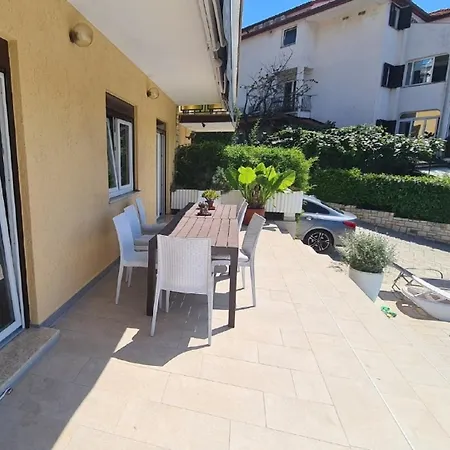 Pablo With Pool Appartement Rovinj